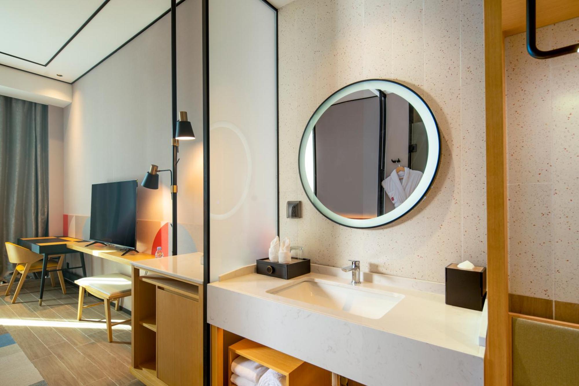 Hilton Garden Inn Shenzhen Airport,Enjoy 24-Hour One Way Free Delivery From Hotel To Shenzhen Baoan Airport On The Hour Šen-čen Exteriér fotografie