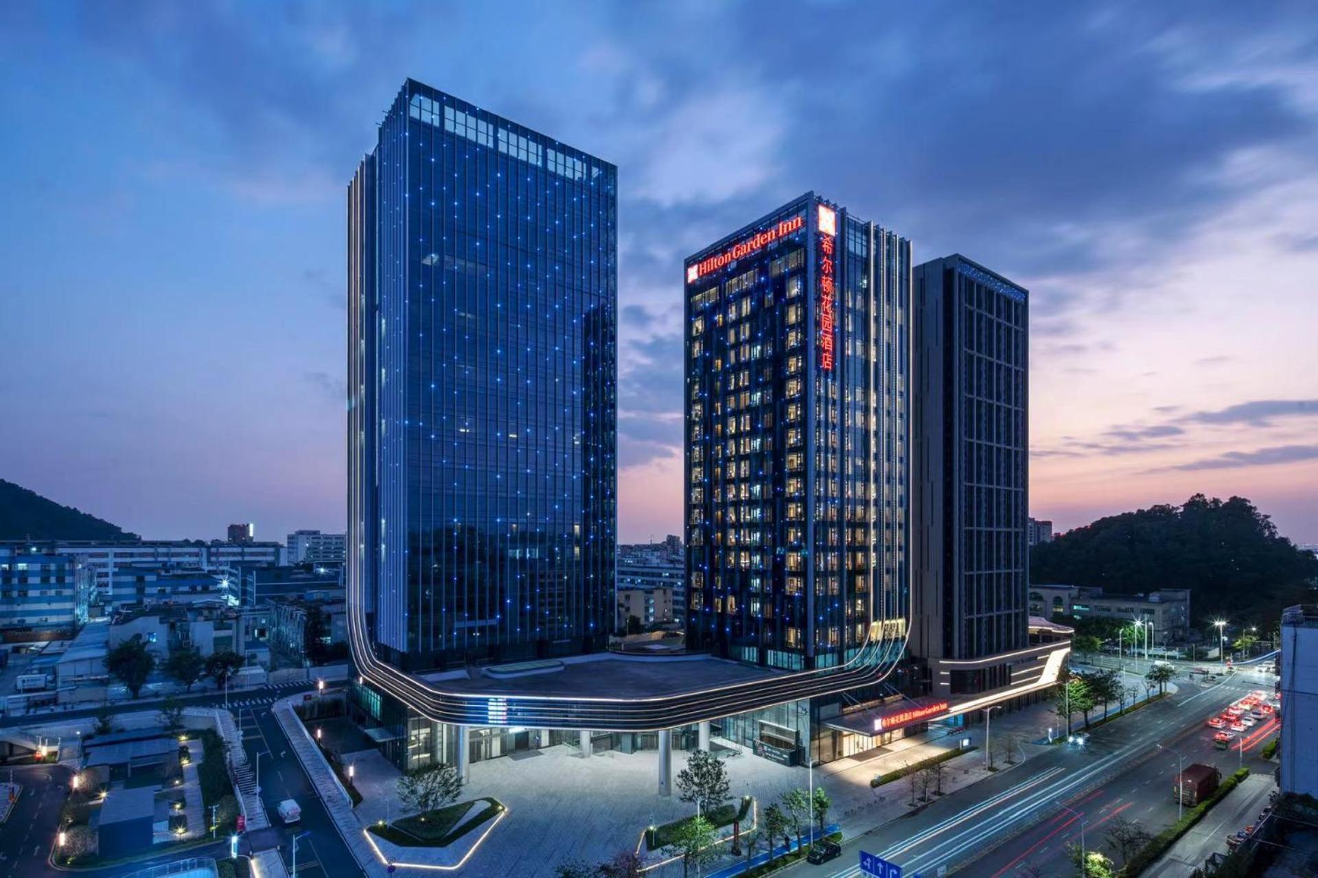 Hilton Garden Inn Shenzhen Airport,Enjoy 24-Hour One Way Free Delivery From Hotel To Shenzhen Baoan Airport On The Hour Šen-čen Exteriér fotografie