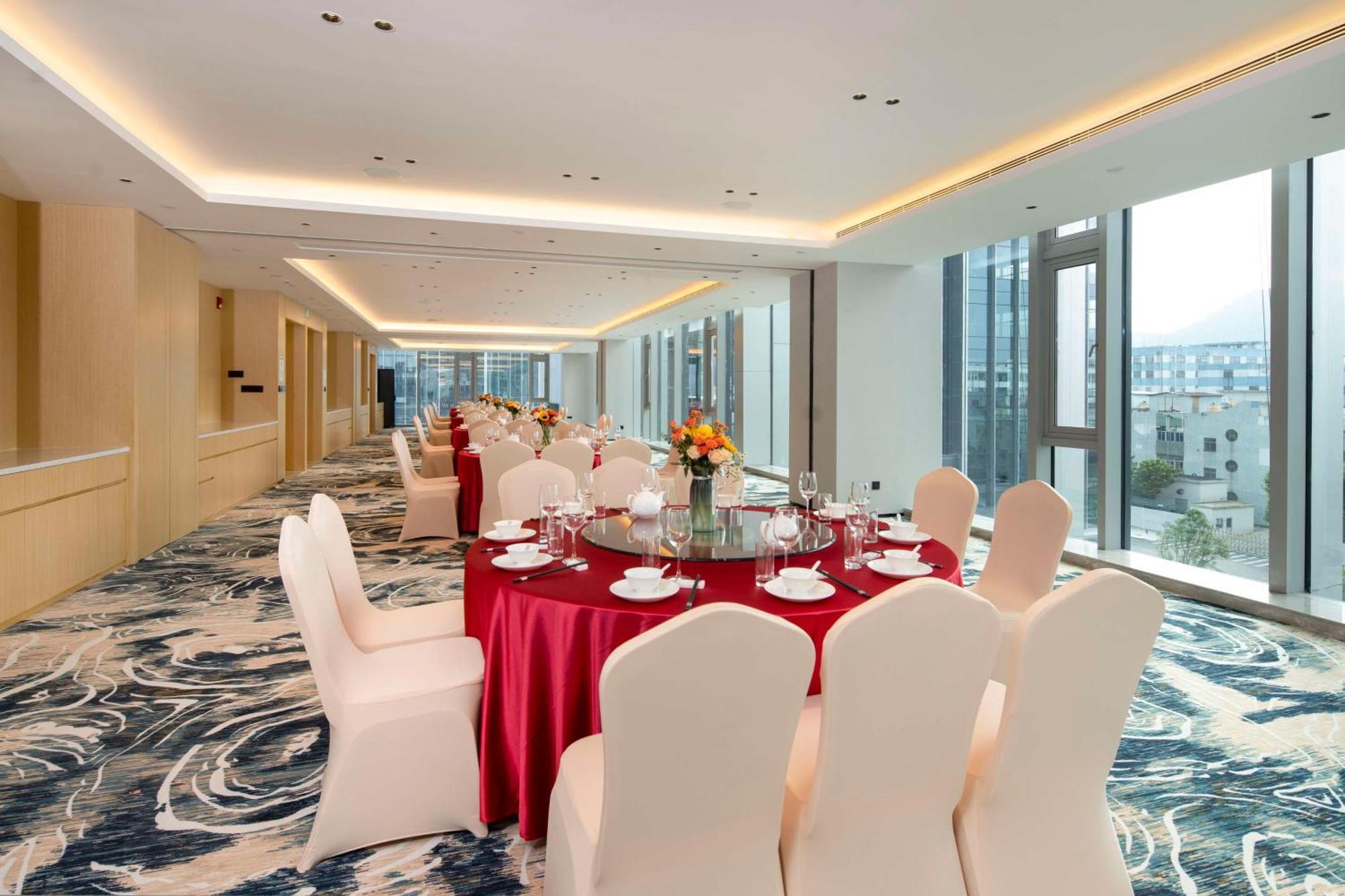 Hilton Garden Inn Shenzhen Airport,Enjoy 24-Hour One Way Free Delivery From Hotel To Shenzhen Baoan Airport On The Hour Šen-čen Exteriér fotografie